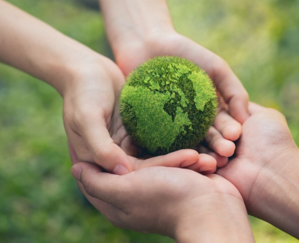 手捧地球